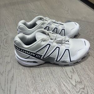 BRAND NEW Salomon Speedcross 3